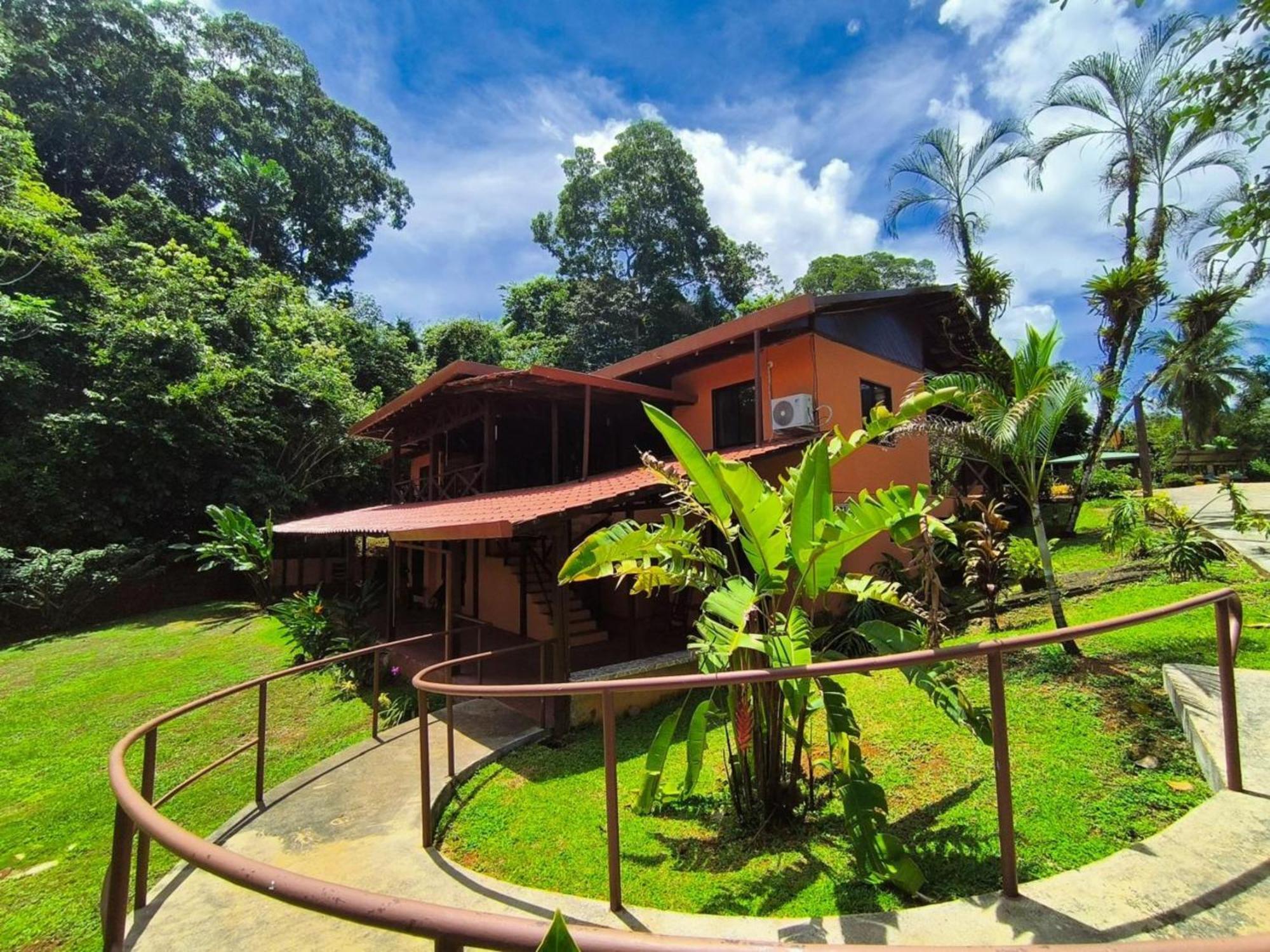 La Laguna Del Lagarto Eco-Lodge Pital  エクステリア 写真